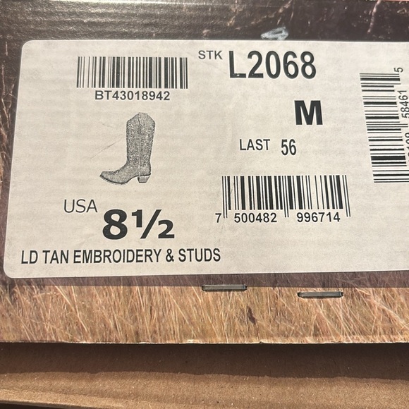 Circle G woman’s Tan Embroidery and studs boots size 8.5M L2068 - Picture 5 of 5